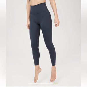 Like new | Offline by Aerie Goals | Navy High-Rise 7/8 Pocket Leggings | Large